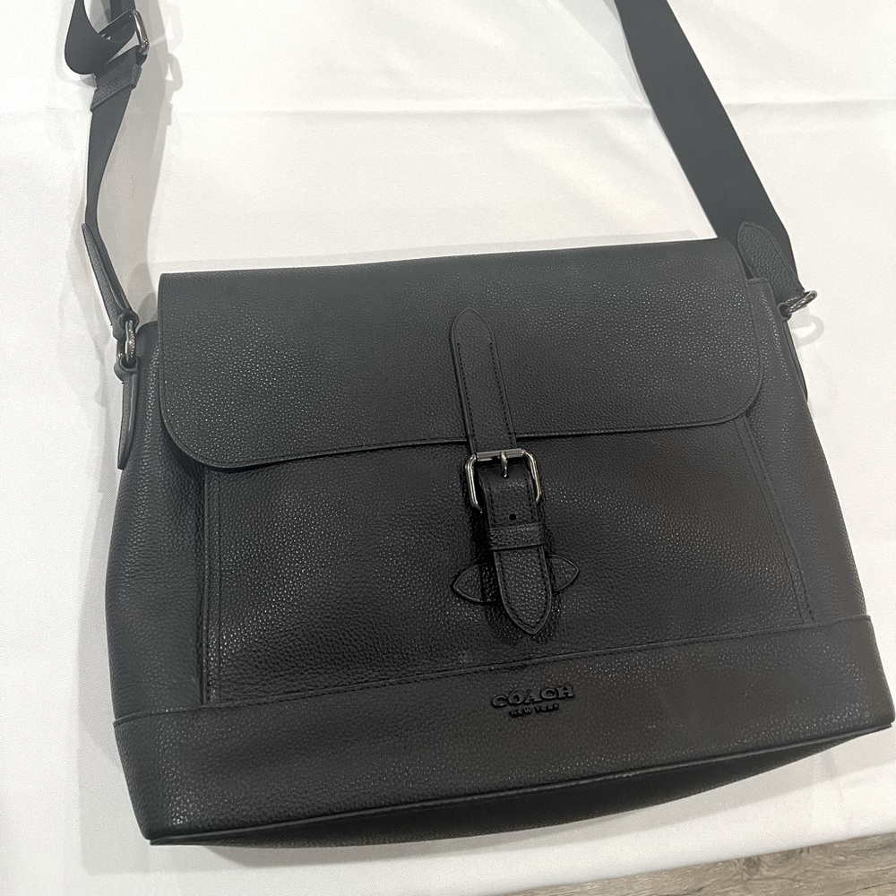 Coach Black Pebbled Leather Hudson Messenger